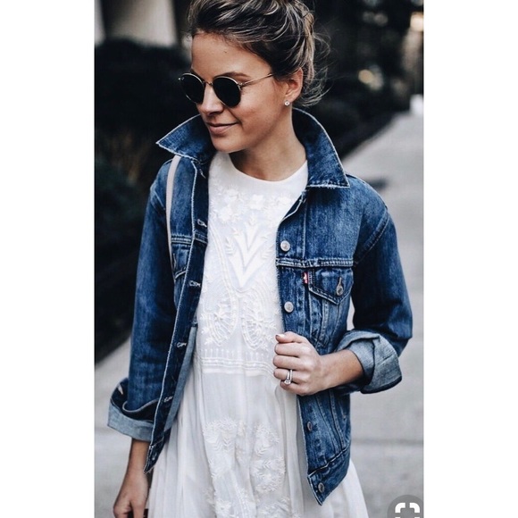 women's trucker denim jacket